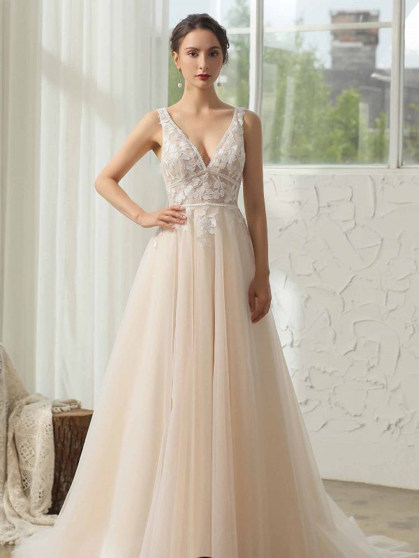 White bridal gowns Watford, Local Wedding Dress Shops in Luton