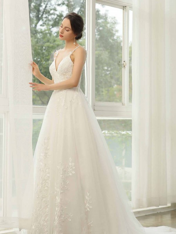 Best Bridal Dress Tailor Watford, Local Bridal shop & Wedding Dress Luton