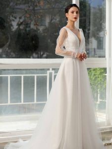 White Wedding Dress in Watford and Luton