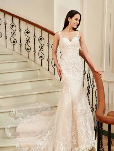 Custom Bridal Wedding Dress Watford, Best Bridal Gown Tailors in Watford