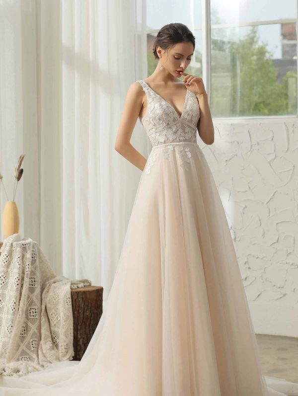 White bridal gowns Watford, Local Wedding Dress Shops in Luton