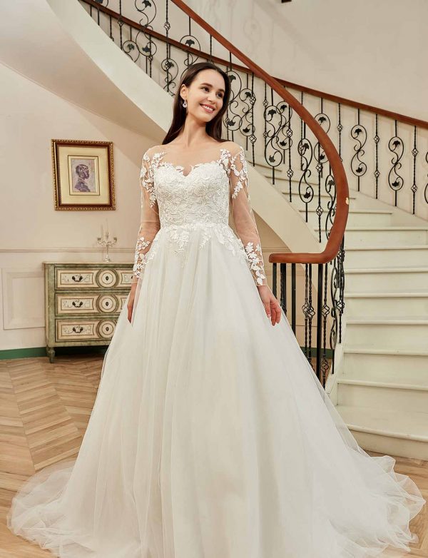 Custom Bridal Wedding Dress Watford, Best Bridal Gown Tailors in Watford