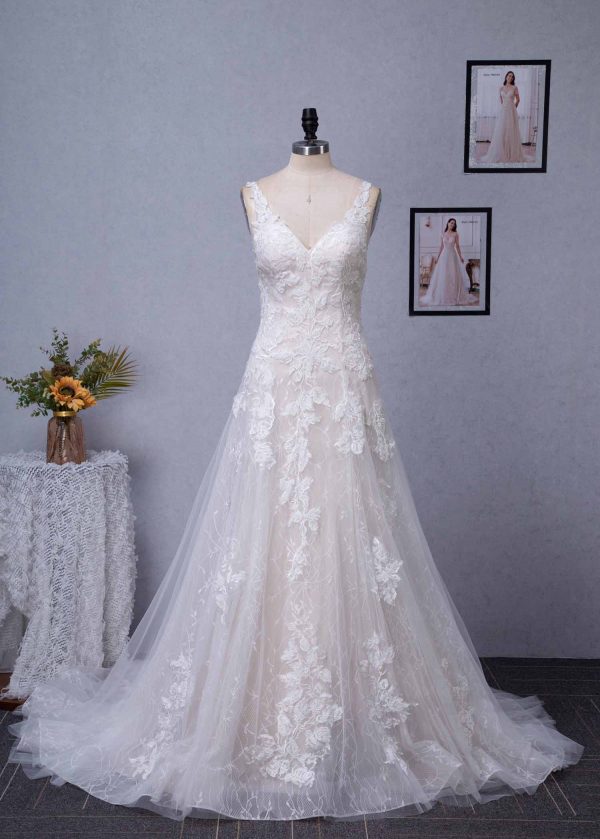 Top Bridal Wedding Dress Watford, Bridal Gown Tailor Watford