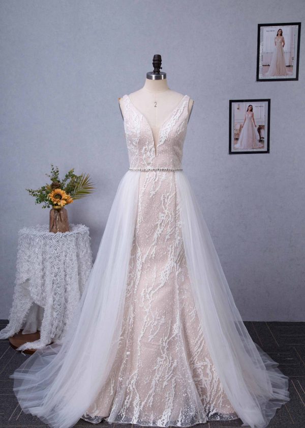 Stunning Illusion Lace Bateau Neckline With Cap Sleeve Wedding Gown