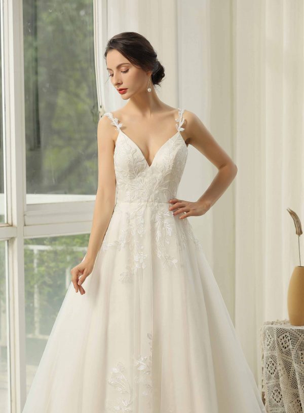 Best Bridal Dress Tailor Watford, Local Bridal shop & Wedding Dress Luton