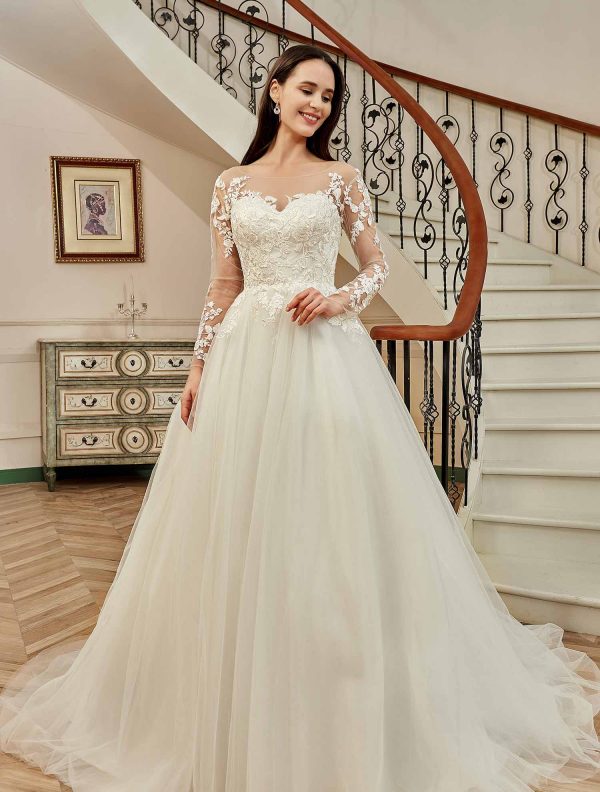 Custom Bridal Wedding Dress Watford, Best Bridal Gown Tailors in Watford