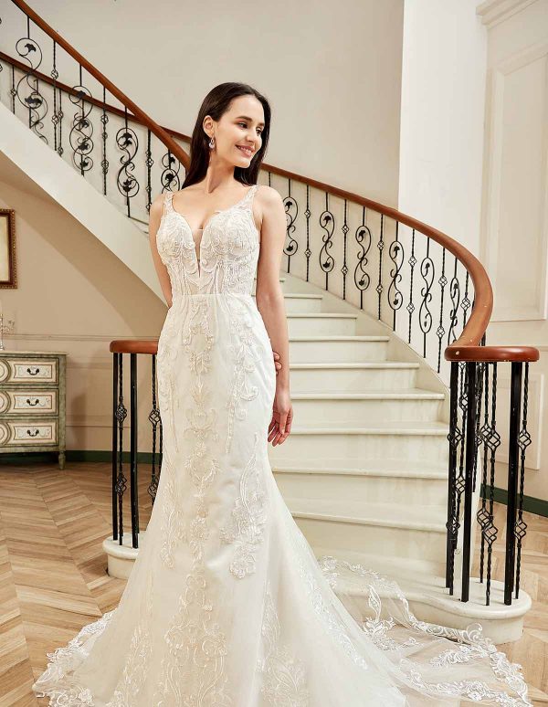 Custom Bridal Wedding Dress Watford, Best Bridal Gown Tailors in Watford