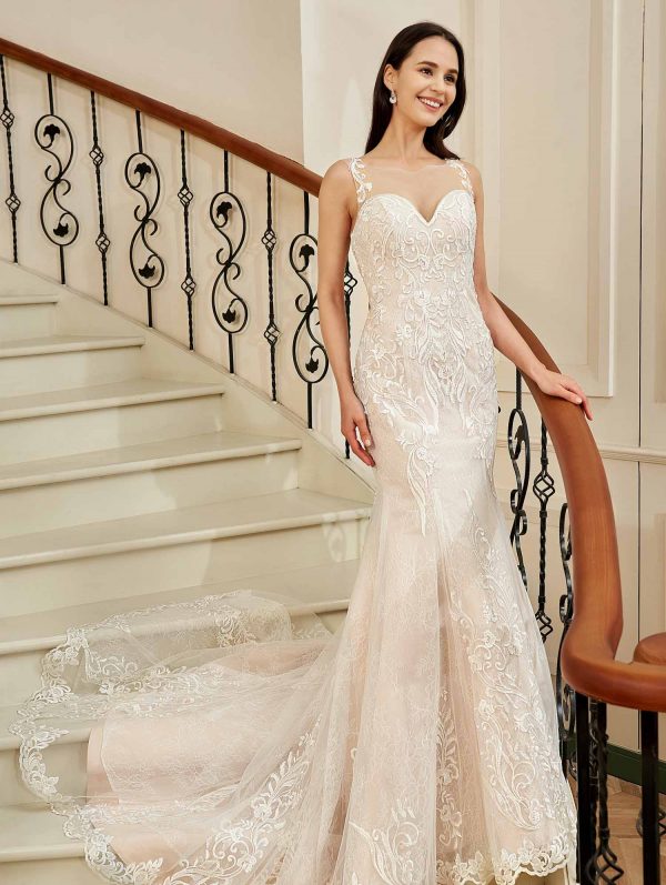 Custom Bridal Wedding Dress Watford, Best Bridal Gown Tailors in Watford