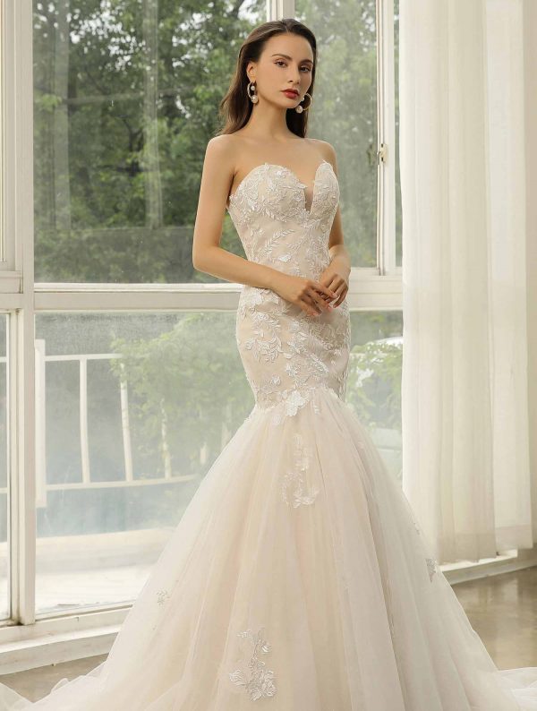 Bridal Wedding Dress near Watford, Bridal Gown Tailor Watford