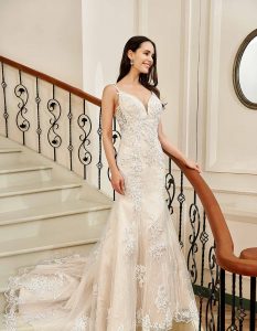 Top Bridal Dress Tailors in Watford, Local Bridal shop & Custom Wedding Gown Luton
