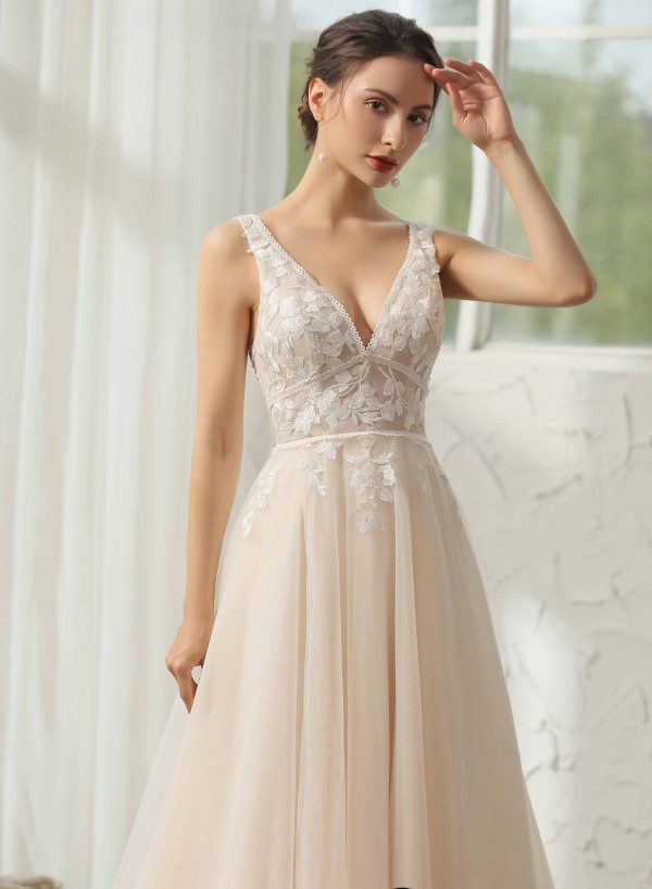 White bridal gowns Watford, Local Wedding Dress Shops in Luton