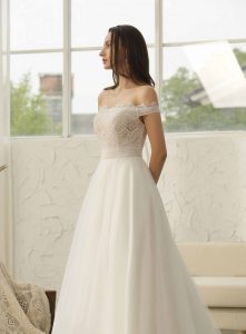 Local Wedding Dress Shops in Luton, White Bridal Dress in Watford