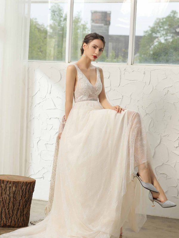 White bridal gowns Watford, Local Wedding Dress Shop near Luton