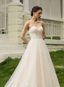Local Wedding Dress Shops in Luton, White Bridal Dress in Watford