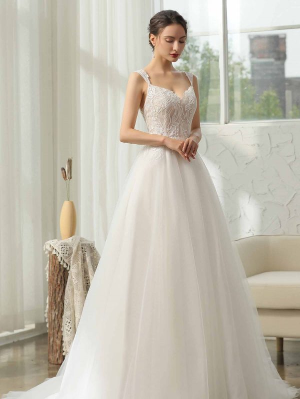 White Wedding Dress in Watford and Luton