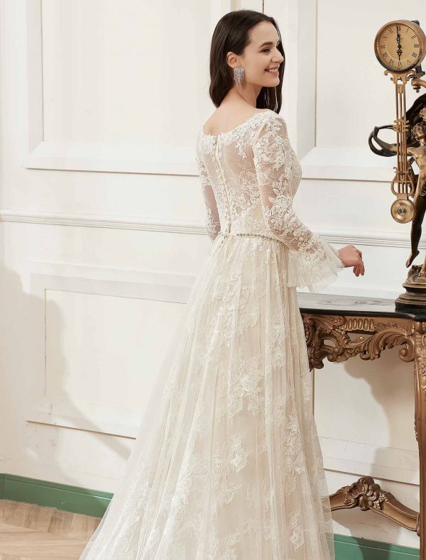 Top Bridal Dress Tailors in Watford, Local Bridal shop & Custom Wedding Gown Luton