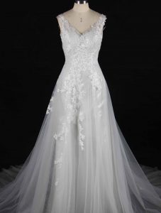 White Wedding Dresses in Watford, UK