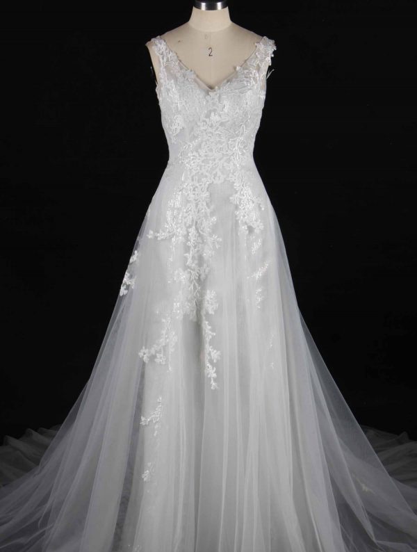 White Wedding Dresses in Watford, UK