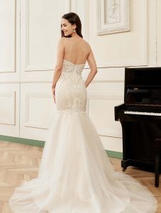 Strapless Mermaid Wedding Gown With Detachable Tulle Sleeve