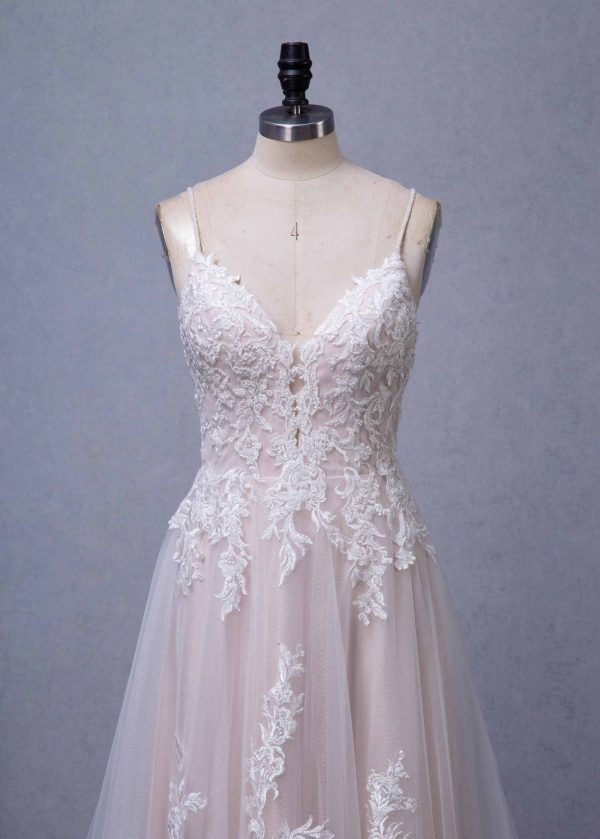 Gorgeous Blush V-neck Flower Lace A-Line Wedding Dress