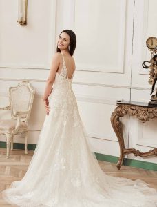 Top Bridal Wedding Dress Watford, Bridal Gown Tailor Watford