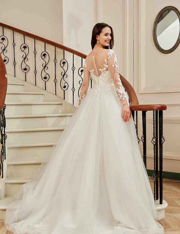 Custom Bridal Wedding Dress Watford, Best Bridal Gown Tailors in Watford