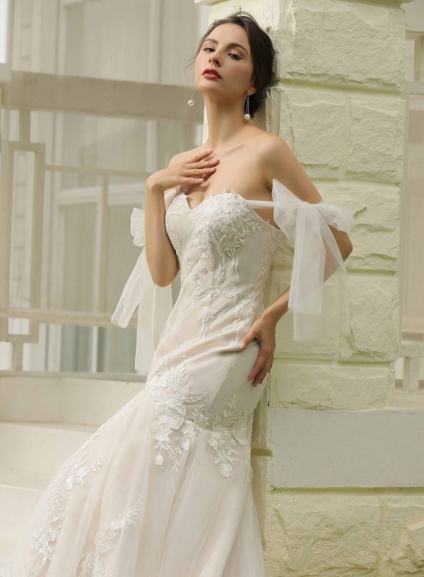 White bridal gowns Watford, Local Wedding Dress Shops in Luton
