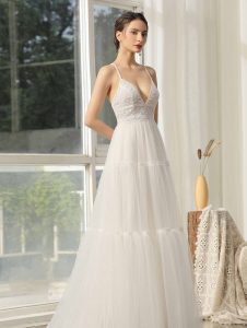 White bridal gowns Watford, Local Wedding Dress Shops in Luton