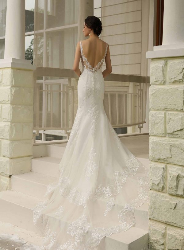 Bridal Wedding Dress near Watford, Bridal Gown Tailor Watford