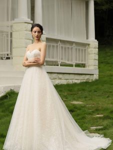 White Bridal Wedding Dress in Watford and Luton