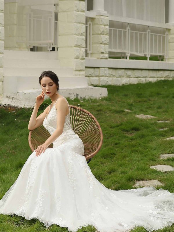 Local Wedding Dress Shops in Luton, White One bridal gowns Watford